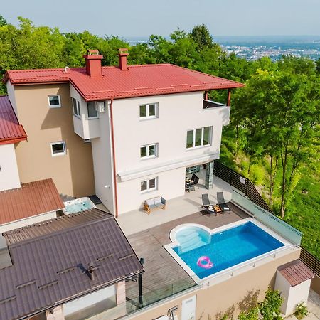 Carobni Pogled Zagreb Villa Eksteriør billede