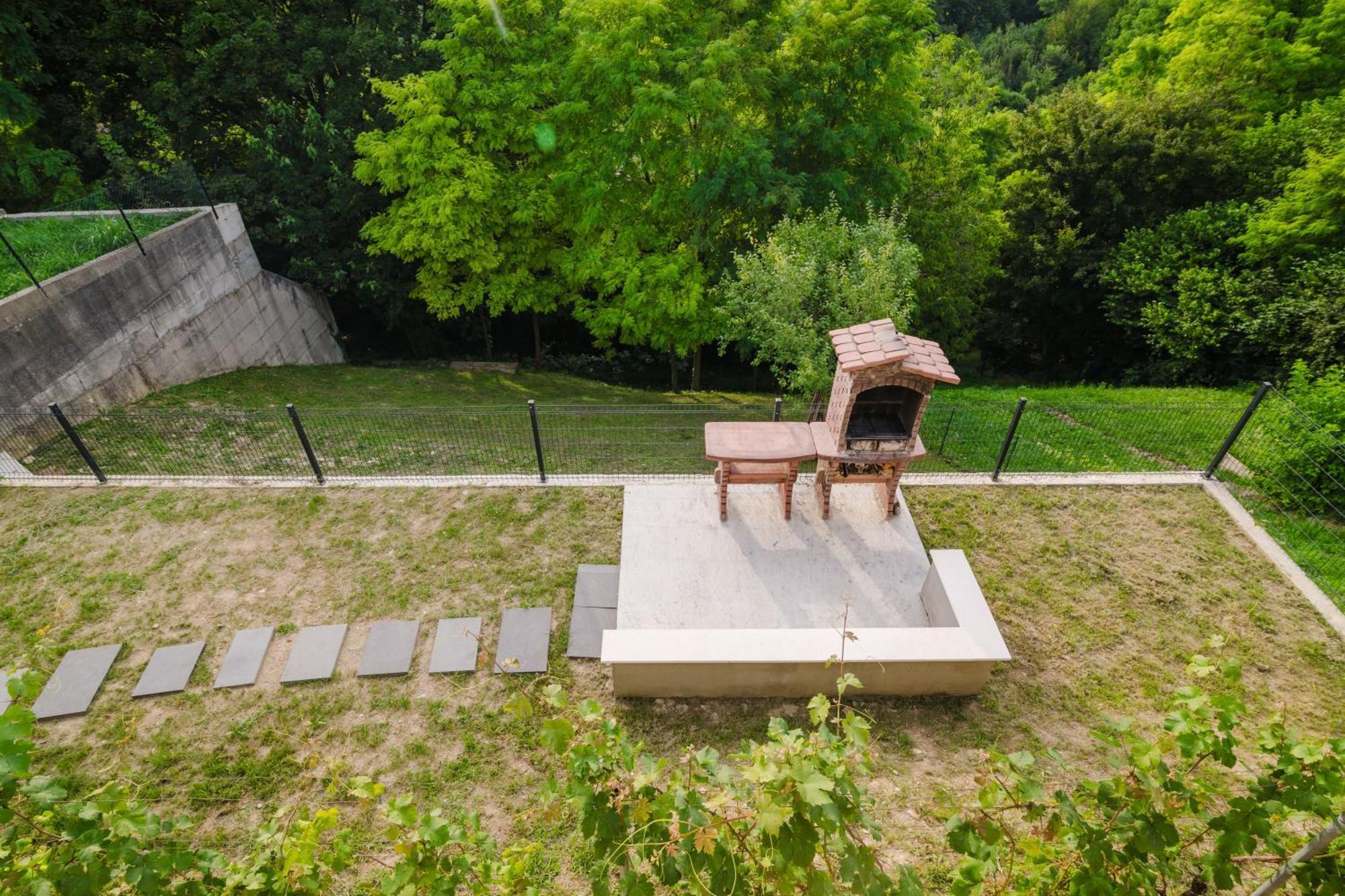 Carobni Pogled Zagreb Villa Eksteriør billede