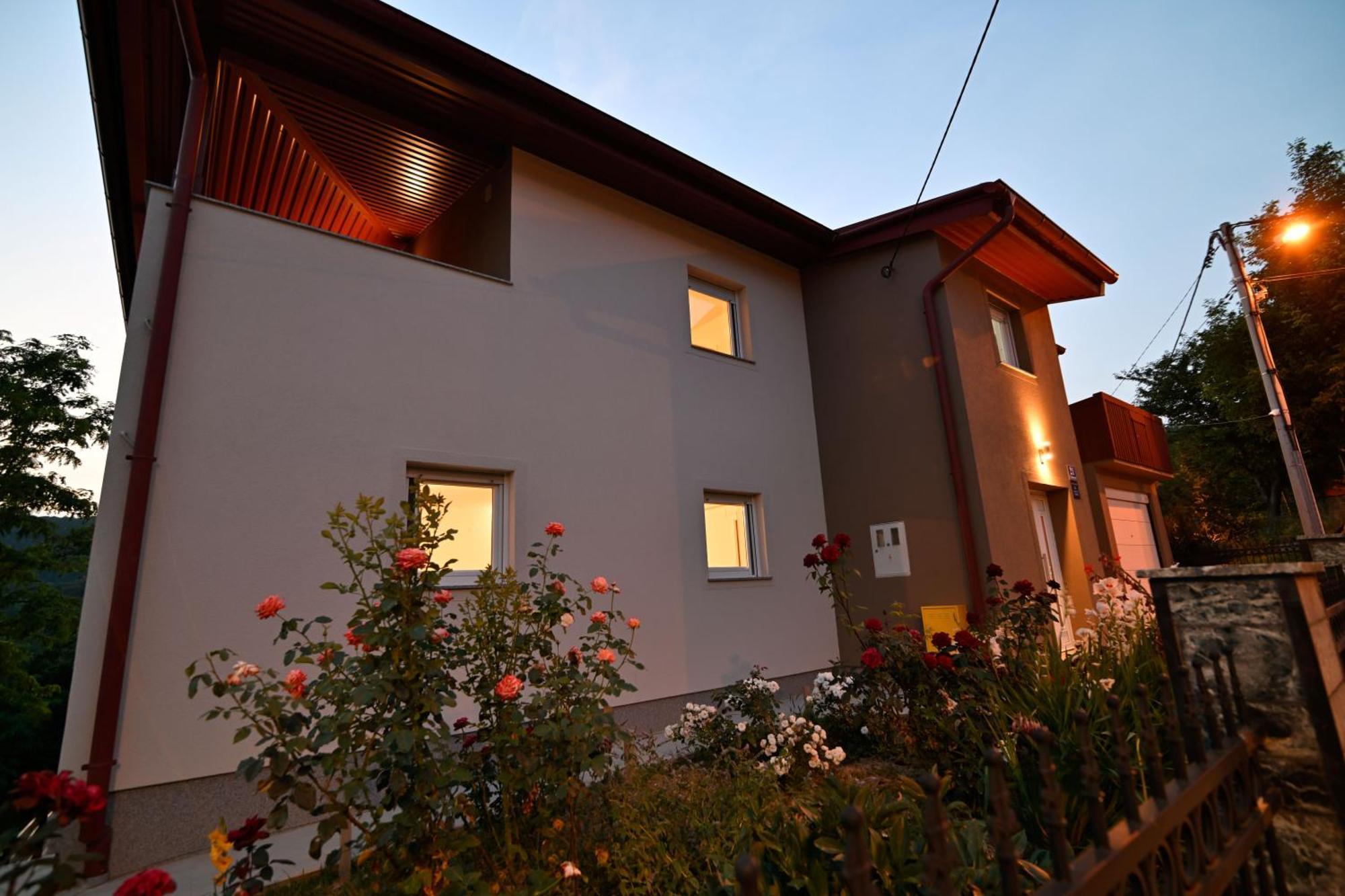 Carobni Pogled Zagreb Villa Eksteriør billede